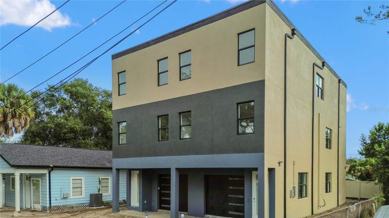 8 bedroom Townhouse at 2707 E 22nd Avenue, Campobello Blocks 31 To 45, Tampa — photo 2