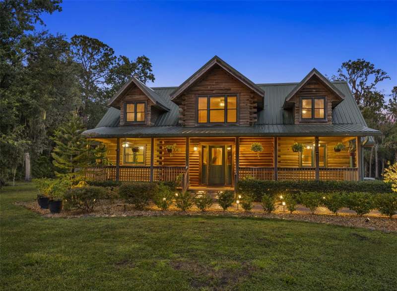 4 bedroom Single Family Residence at 1223 SUTTON TRAIL, LAKE HARNEY ESTATES, GENEVA — photo 1
