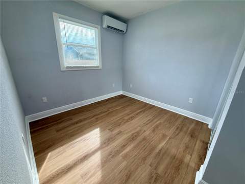 301 80th Avenue, St Petersburg FL - photo 6 of 43