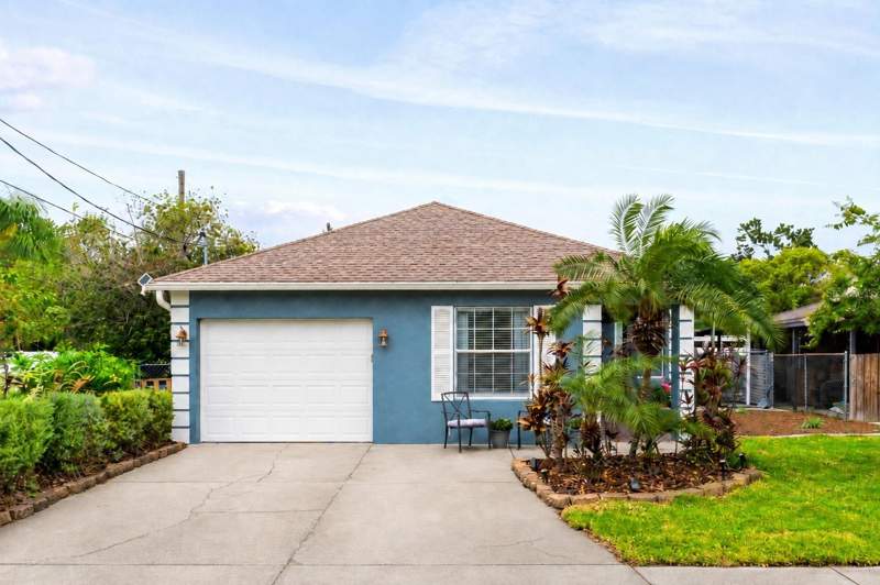 3411 W NORTH B STREET home for sale in Oakford