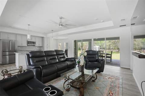 10345 Meadow Wren Avenue, Weeki Wachee FL - photo 7 of 40