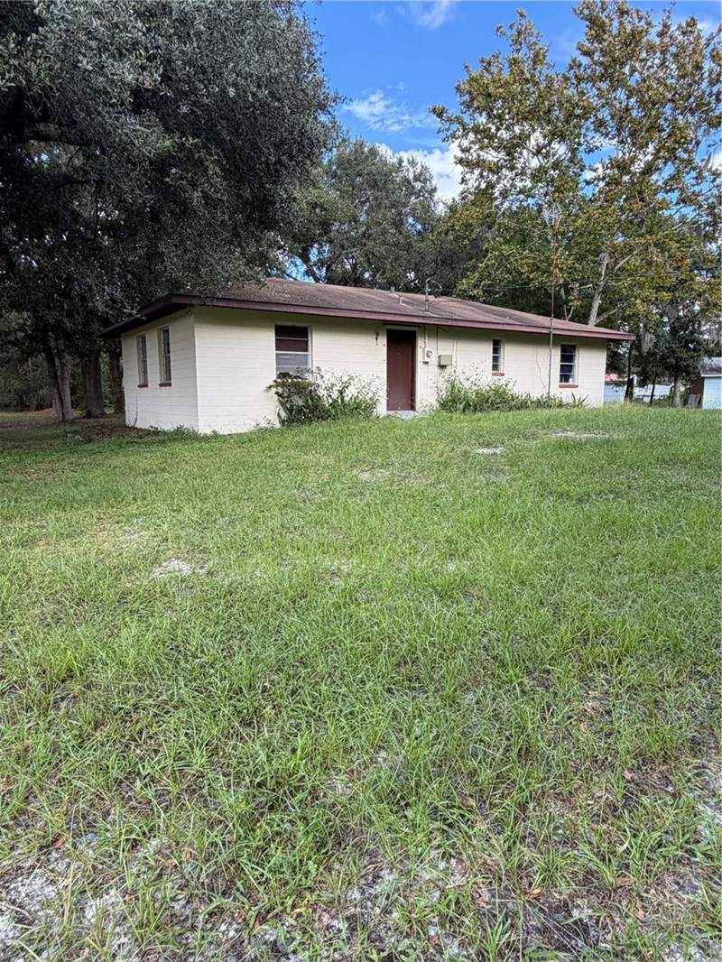 3 bedroom Single Family Residence at 2315 Woods Trail, Woods, Lakeland — photo 3
