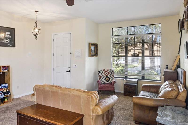 6 bedroom Single Family Residence at 543 Lake Davenport Circle, Bridgeford Crossing, Davenport — photo 4