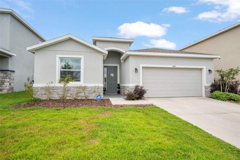 4 bedroom Single Family Residence at 4372 SW 56th Place, Ridge At Heathbrook, Ocala — photo 2
