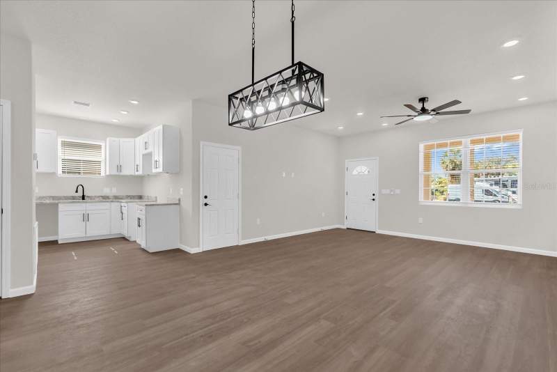 3 bedroom Single Family Residence at 1807 Peach Avenue, Pine Level, Sanford — photo 4