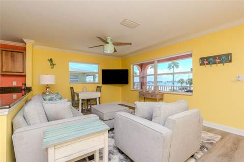 5605 Shore Boulevard #1B, Gulfport FL - photo 10 of 49
