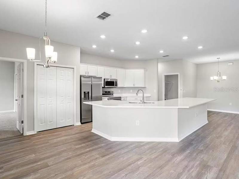 5 bedroom Single Family Residence at 5004 SW 177th Street, Marion Oaks, Ocala — photo 5