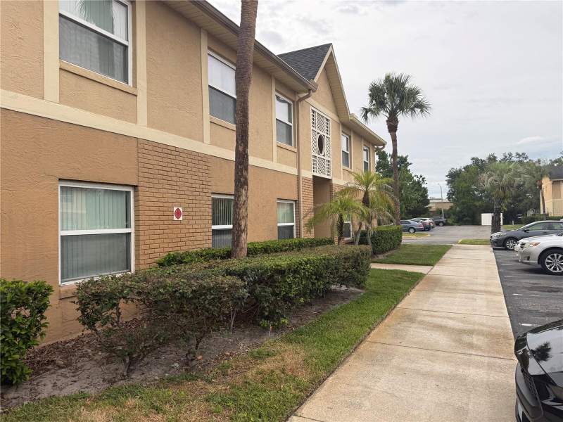 9800 TURF WAY #1 home for sale in Hawthorne Village