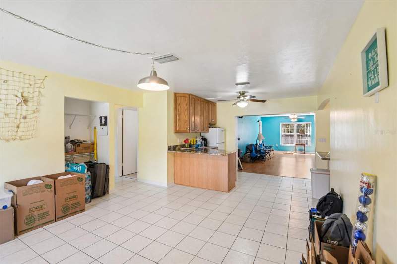 3 bedroom Single Family Residence at 7446 Pinehurst Drive, Spring Hill Unit 2, Spring Hill — photo 4