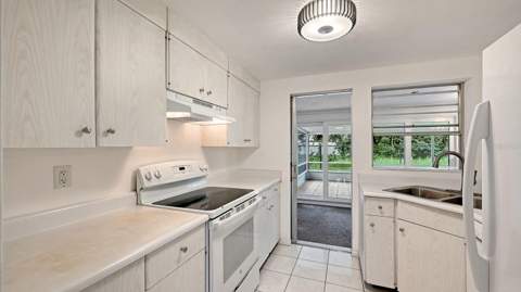 2610 Regatta Drive, Sarasota FL - photo 12 of 66