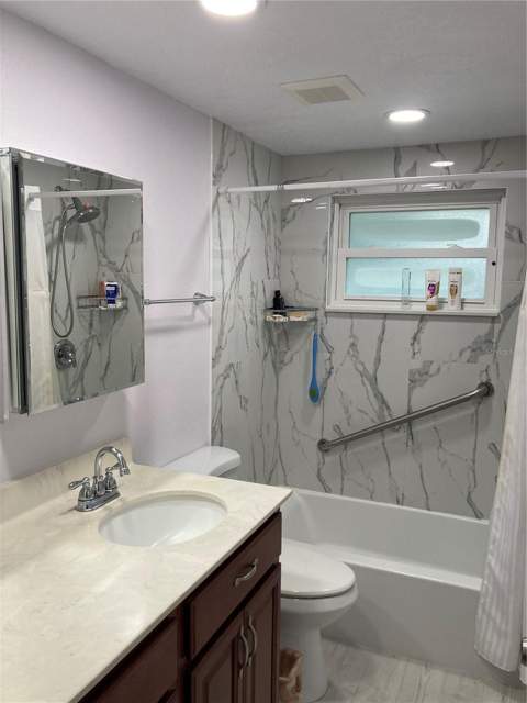 7628 Valley Court, New Port Richey FL - photo 12 of 34