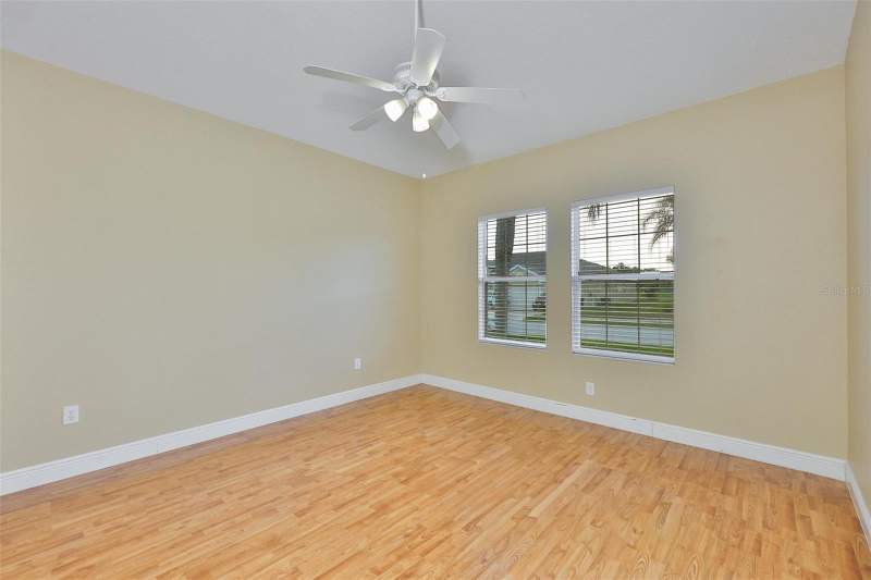 4 bedroom Single Family Residence at 11813 Stonewood Gate Drive, Summerfield Village 1 Tr 21, Riverview — photo 4