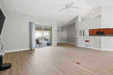 8038 Madrid Road, Weeki Wachee FL - photo 19 of 60