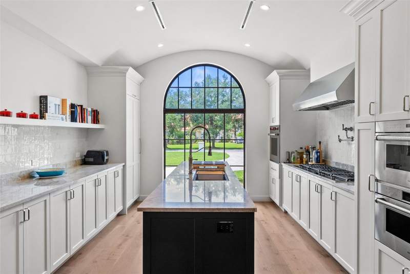 4 bedroom Single Family Residence at 18907 Lakes Edge Way, Stillwater Ph 2, Odessa — photo 3