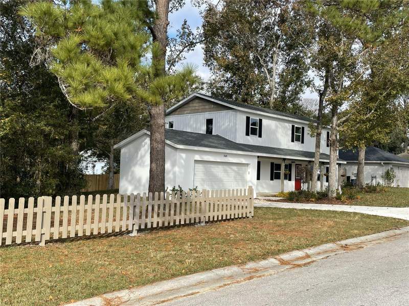 4 bedroom Single Family Residence at 849 Laurelridge Court, Laurel Oaks Sub, Brooksville — photo 2