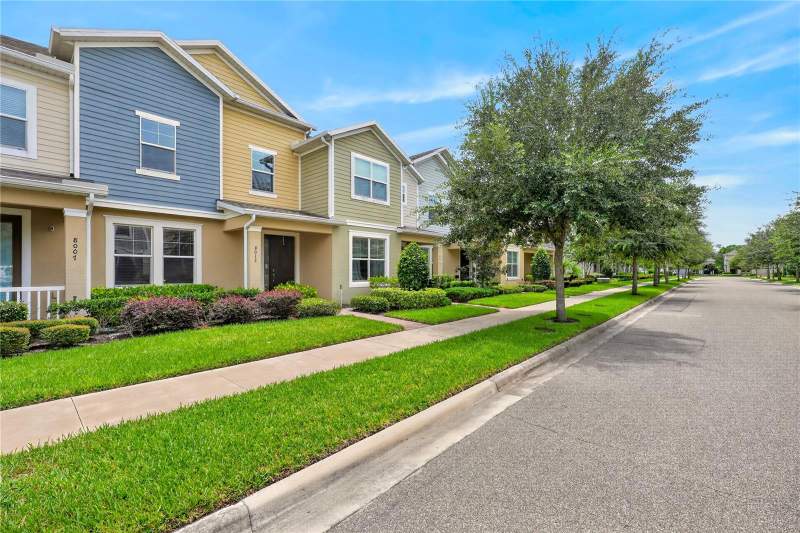 3 bedroom Townhouse at 8013 Basilica Lane, Ravenna Ph 1, Winter Garden — photo 2
