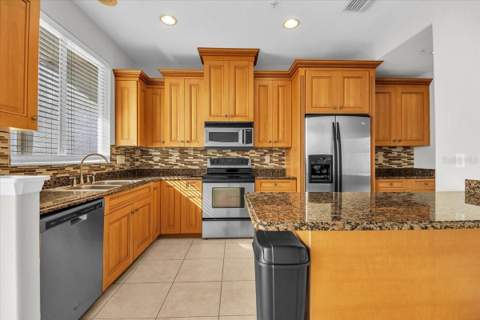 4336 Spinnaker Cove Lane, Tampa FL - photo 9 of 59