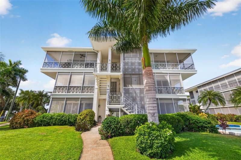 1000 N SHORE DRIVE #2 home for sale in Whispering Waters Condo