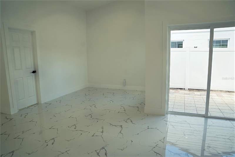 4 bedroom Single Family Residence at 9224 Camino Villa Boulevard, Pebblebrook, Tampa — photo 4