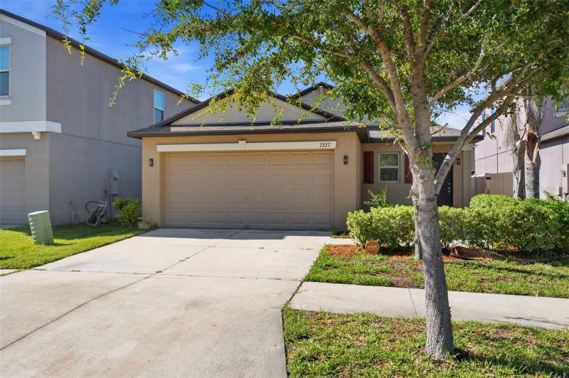 3 bedroom Single Family Residence at 7227 Salt River Avenue, Cypress Mill Ph 1A, Sun City Center — photo 2