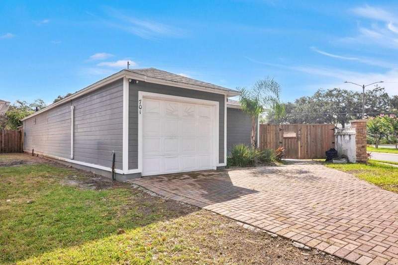 3 bedroom Single Family Residence at 701 Ashley Lane, Devonwood Unit 01A, Orlando — photo 2