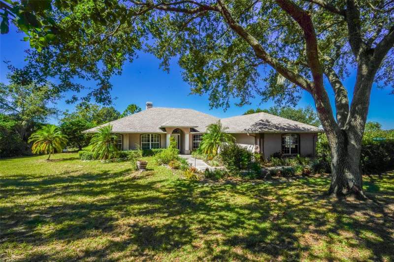 6 bedroom Single Family Residence at 18301 S OBRIEN ROAD, N/A, GROVELAND — photo 2