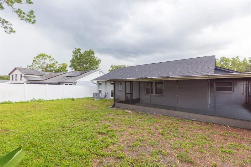 3 bedroom Single Family Residence at 2705 Lakeville Drive, North Lakes Sec C Unit 1, Tampa — photo 4