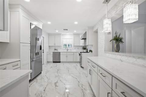 190 Bosphorous Avenue, Tampa FL - photo 6 of 84
