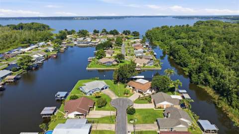 26638 E Cove Drive, Tavares FL - photo 6 of 46