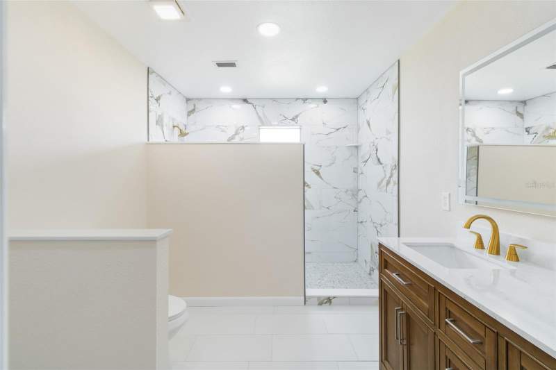 4 bedroom Single Family Residence at 3215 Lake Saxon Drive, Lake Padgett Estates, Land O Lakes — photo 5