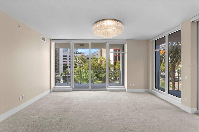 2 bedroom Condominium at 175 1st Street #303, Signature Place Condo, St Petersburg — photo 3