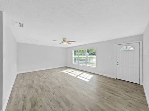 4943 Mockingbird Drive, Dade City FL - photo 6 of 6