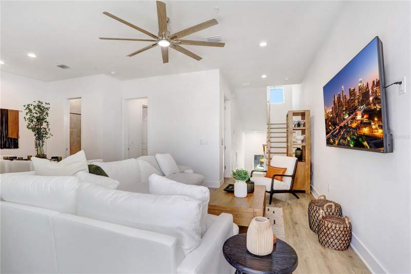 5 bedroom Condominium at 15405 Gulf Boulevard #B4, Azul Twnhms Condo, St Petersburg — photo 5