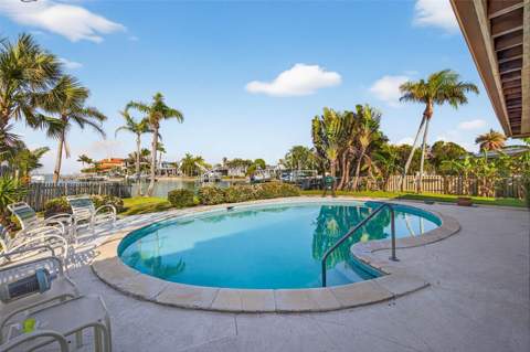 3103 Wedgewood Drive, Belleair Beach FL - photo 17 of 25
