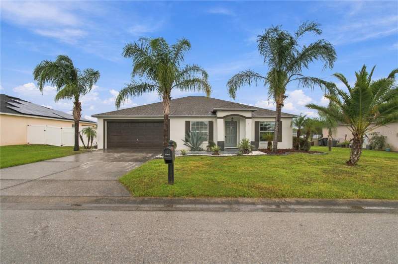 4 bedroom Single Family Residence at 376 Lake Eloise Pointe Drive, Lake Eloise Pointe, Winter Haven — photo 2