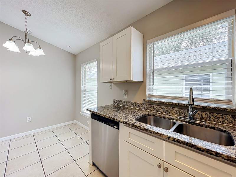 3 bedroom Single Family Residence at 1005 Winding Water Way, Clear Creek Ph One Sub, Clermont — photo 4