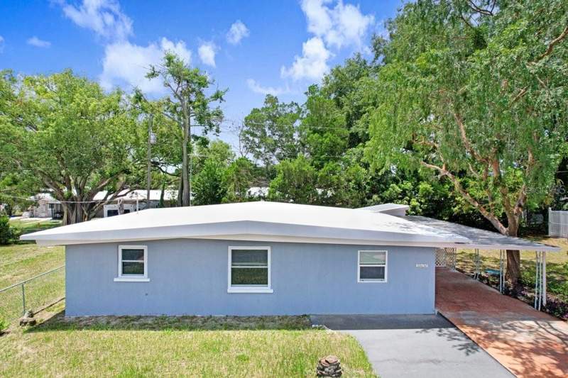 2 bedroom Single Family Residence at 39038 Heath Drive, Zephyrhills Colony Co, Zephyrhills — photo 2