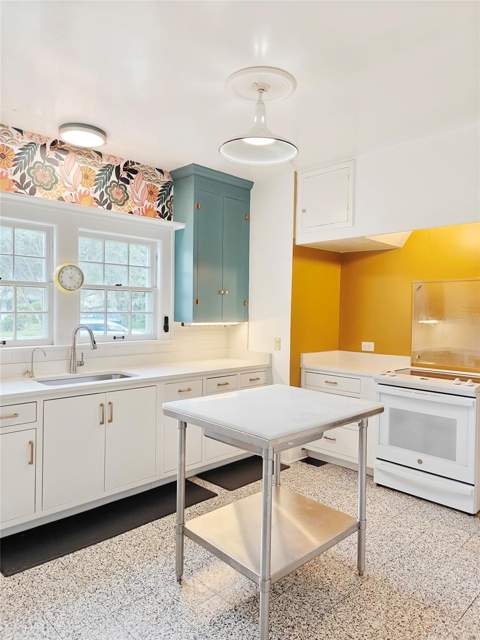 1326 NW 10th Avenue, Gainesville FL - photo 19 of 41