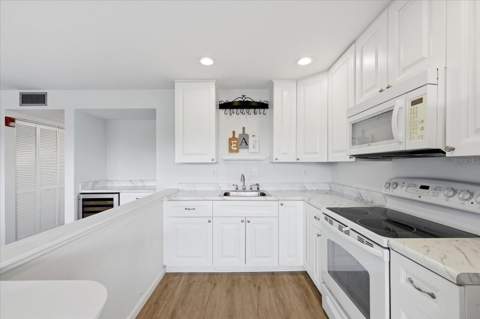 1001 77th Avenue #307, St Petersburg FL - photo 6 of 6