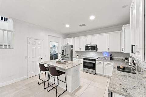 506 Berry James Court, Kissimmee FL - photo 13 of 33
