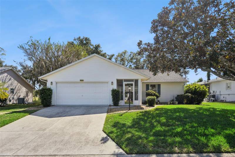 2 bedroom Single Family Residence at 26233 Newcombe Circle, Highland Lakes Ph 01B, Leesburg — photo 2
