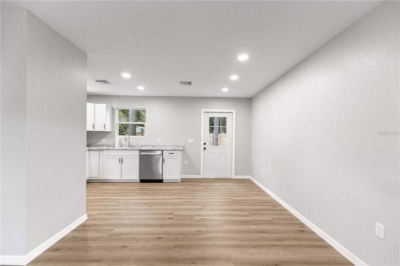 3 bedroom Single Family Residence at 11060 NE 145th Lane, Ft McCoy Estates Mobile Home Sites, Fort Mc Coy — photo 3