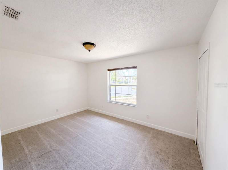 3 bedroom Single Family Residence at 2401 Myakka Drive, South Pointe, Orlando — photo 4