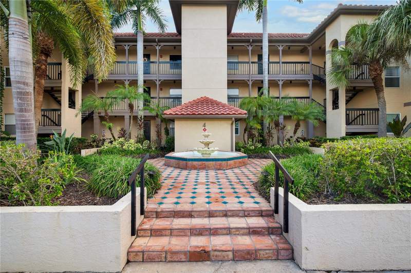 2400 FEATHER SOUND DRIVE #425 home for sale in Audubon Condo At Feather Sound