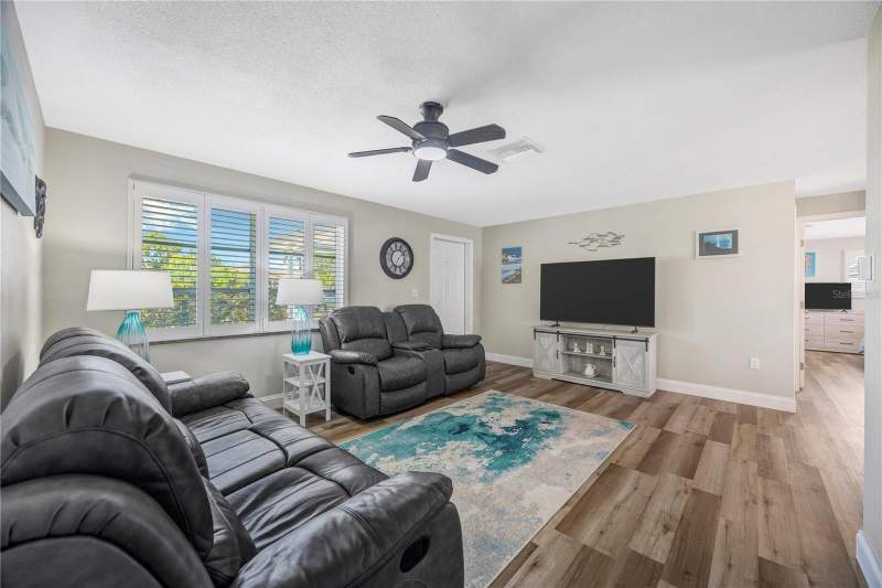 3 bedroom Single Family Residence at 2155 Edythe Dr, Harbor View Villas 1st Add, Dunedin — photo 5
