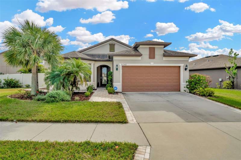 4 bedroom Single Family Residence at 16340 Treasure Point Drive, Dg Farms Ph 3A, Wimauma — photo 2
