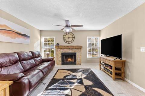 2990 Bonaventure Circle #103, Palm Harbor FL - photo 6 of 6