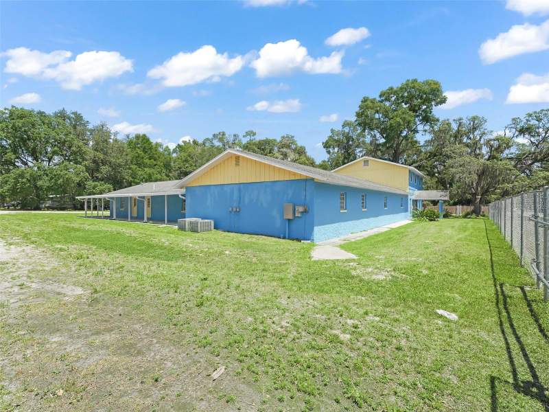 6 bedroom Single Family Residence at 9475 SE 35th Court, Big Rdg Acres, Ocala — photo 3