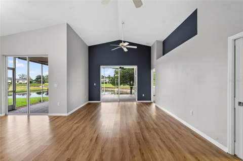 9257 Bonnie Cove Drive, Weeki Wachee FL - photo 17 of 90