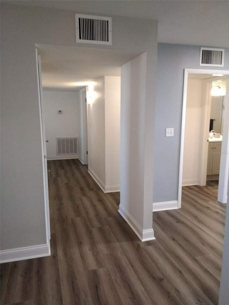 3 bedroom Single Family Residence at 702 Cypress Place, Del Webbs Sun City Florida Un, Sun City Center — photo 4